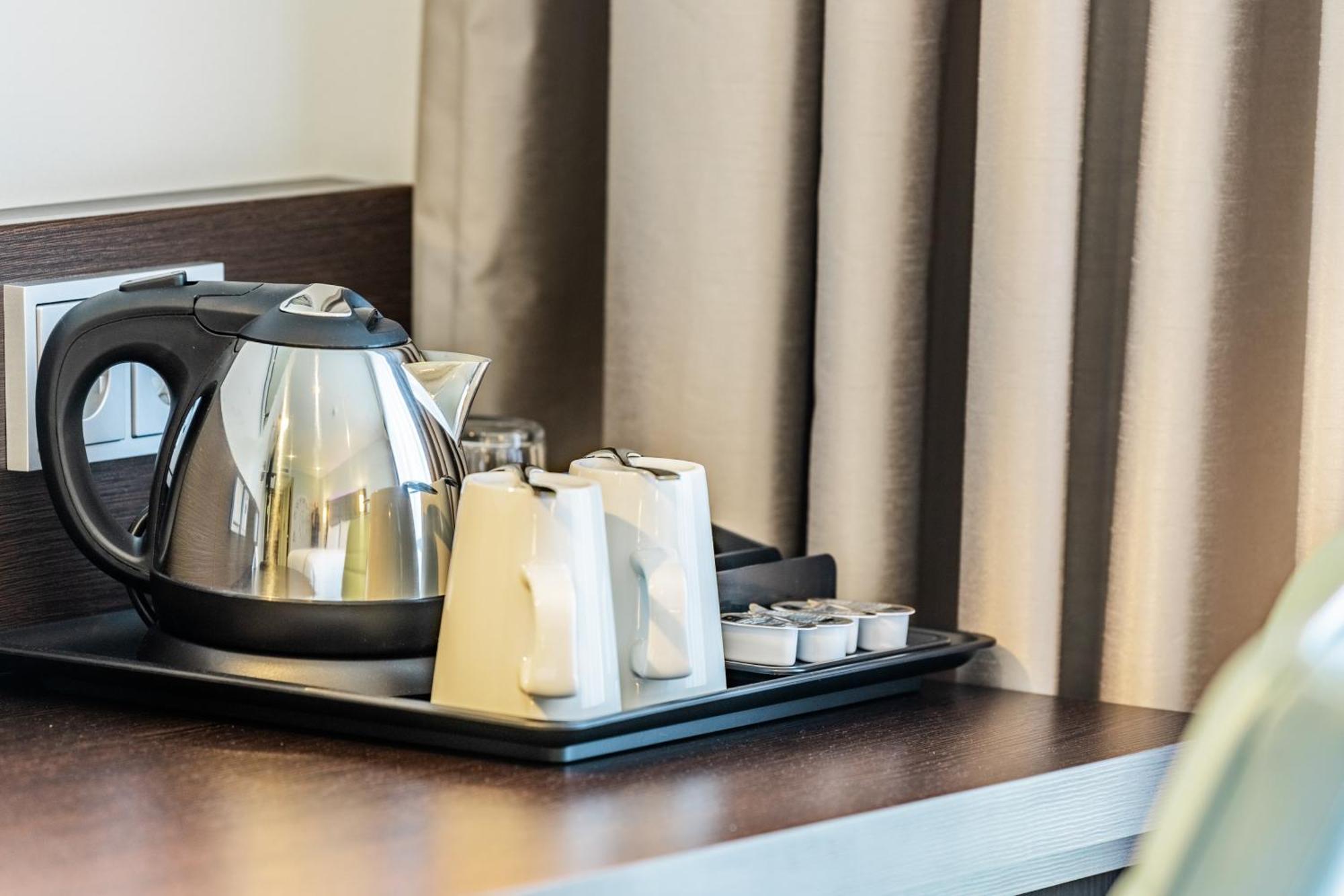 Premier Inn Stuttgart City Europaviertel Екстер'єр фото